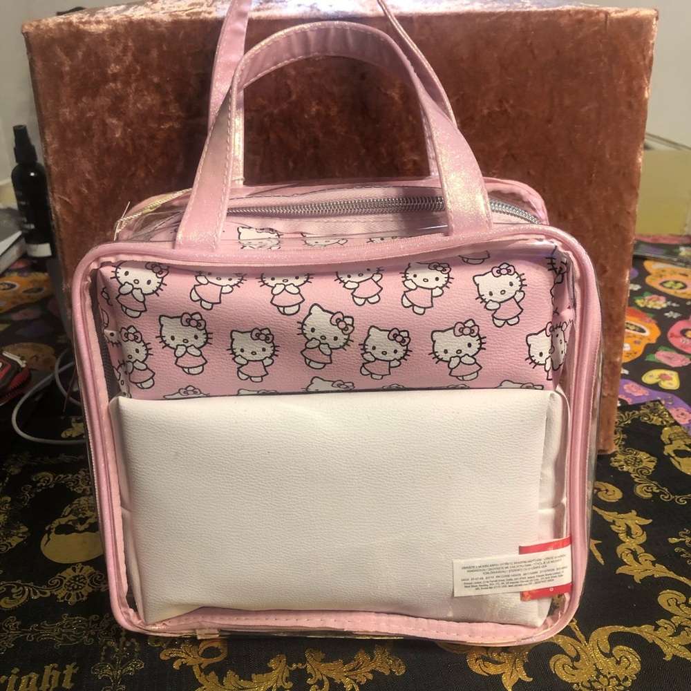 Hello Kitty Three piece cosmetic makeup bag set with initial E - Picture 6 of 6